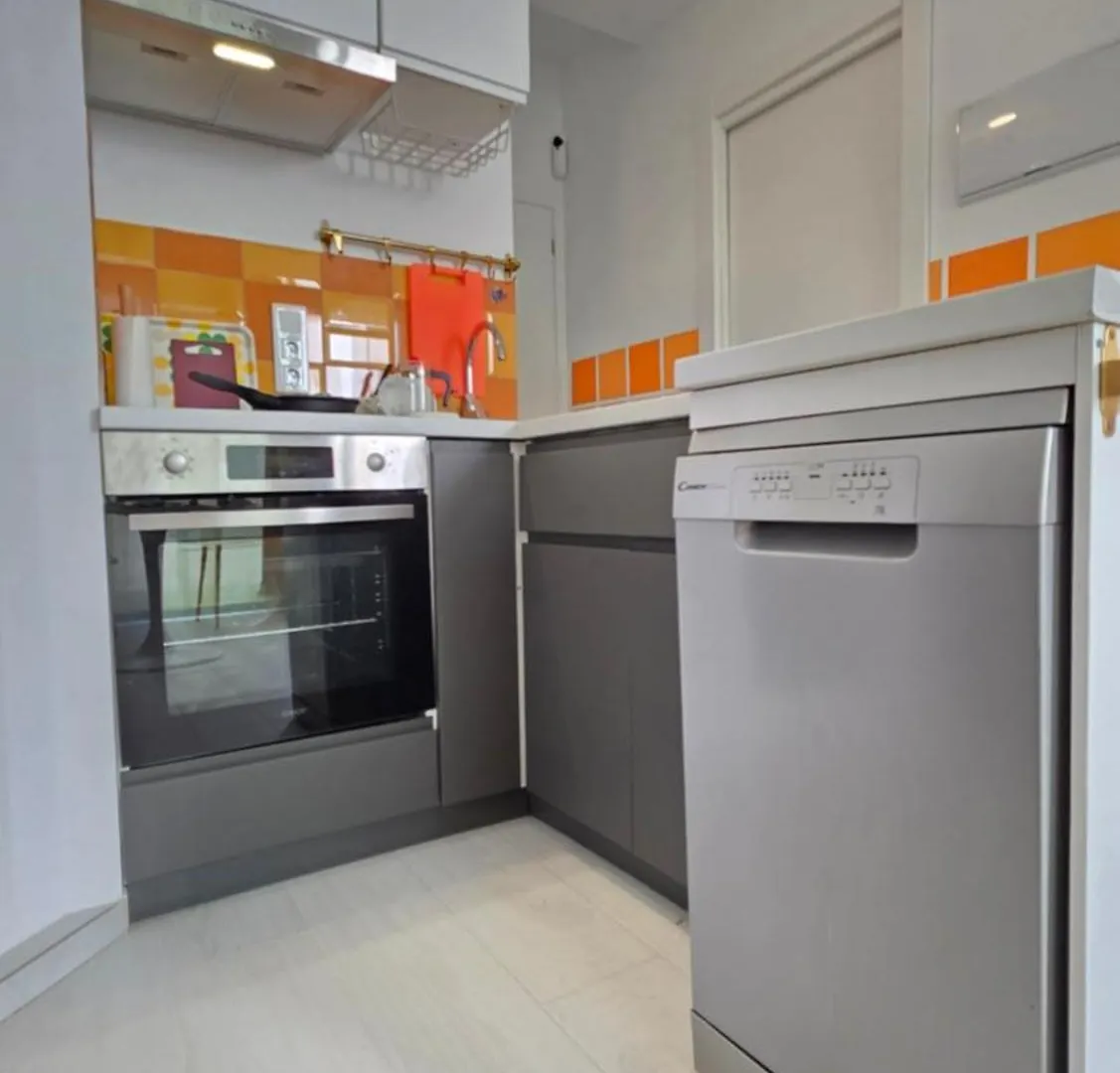 Picasso Huelin Malaga 250M From Beach Apartment